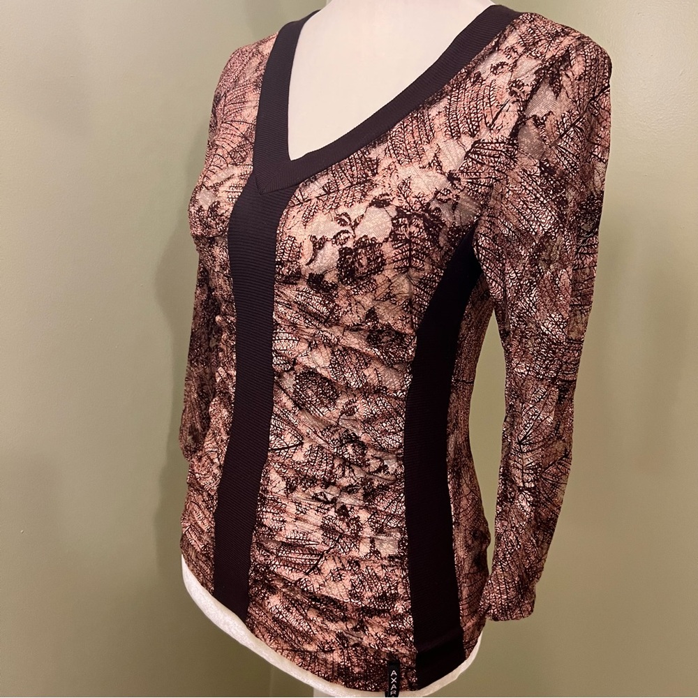 Lace top - Picture 2 of 5